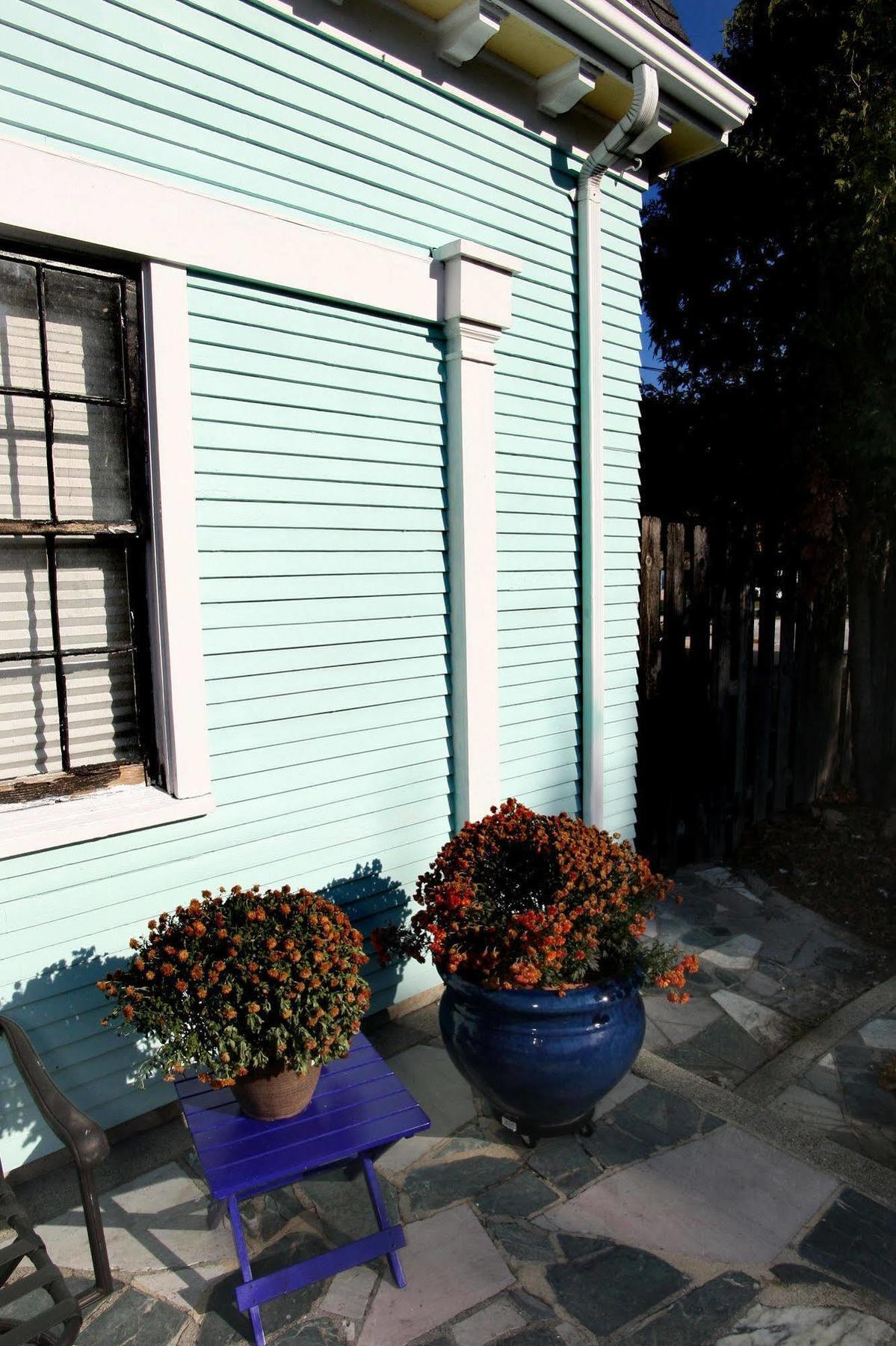 Christmas House Bed & Breakfast Racine Bagian luar foto